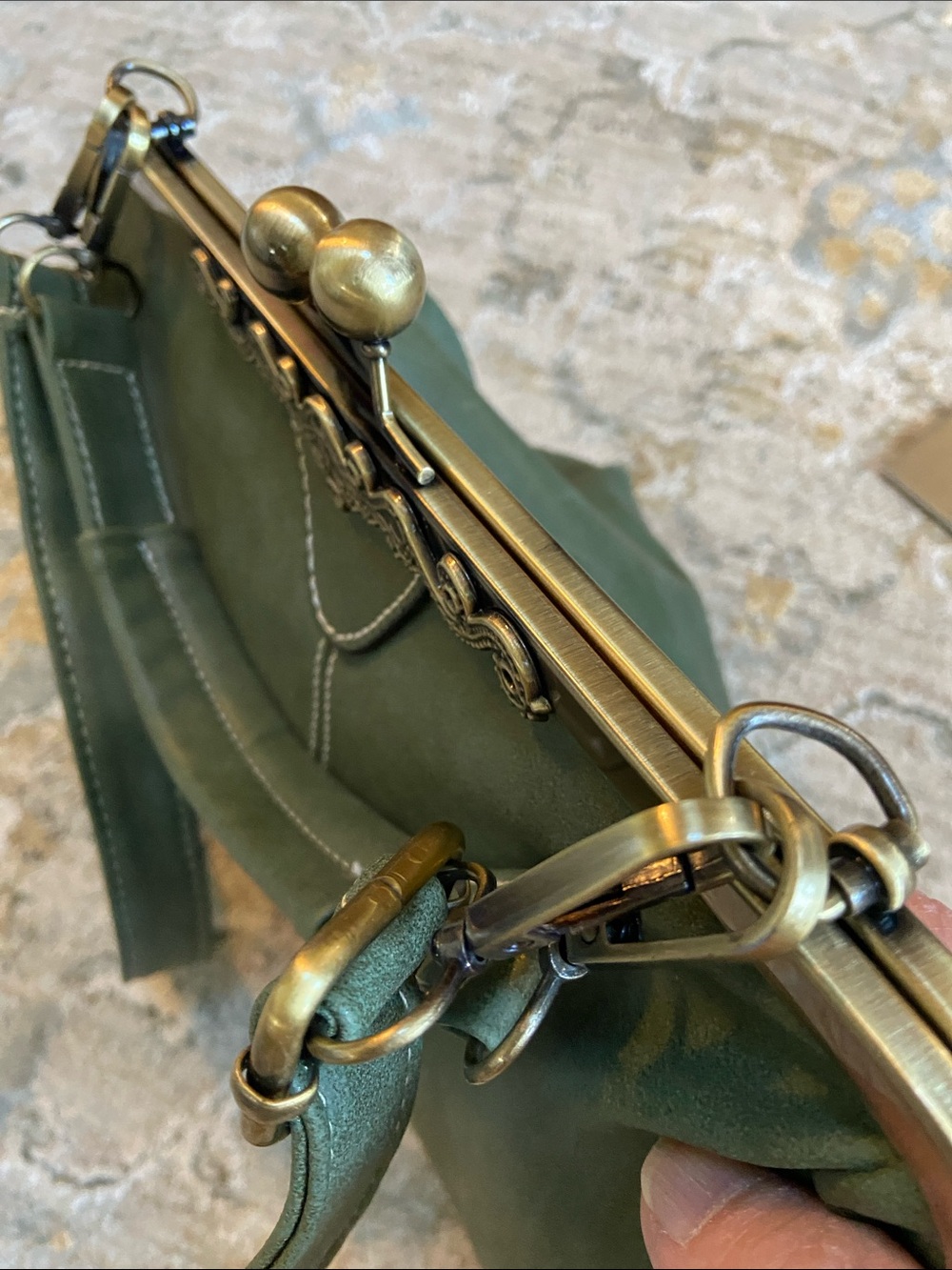 Olive Green Kiss-lock Bag with Decorative Trim and Removable Crossbody Strap - Picture 6 of 11